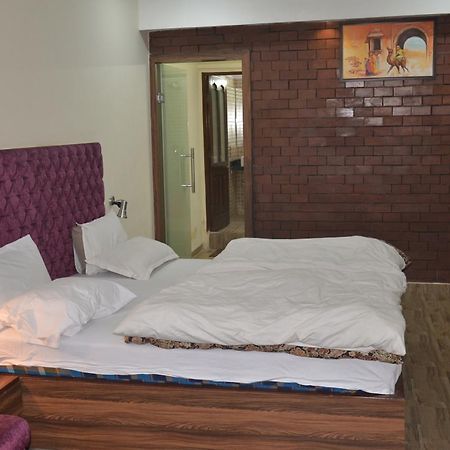 Hotel Khajuraho Regency 보팔 외부 사진