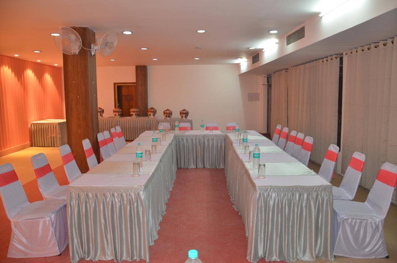 Hotel Khajuraho Regency 보팔 외부 사진